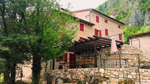 Solagna Bed & Breakfast | Casa sul Fiume County House