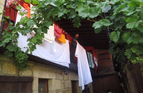 Valderredible House | Casa Tejada