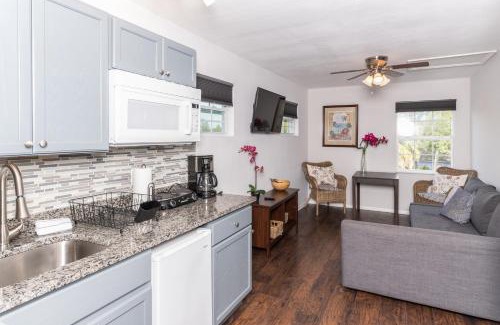 Bayview Apartment | CASA TRANQUILA - 3 bed 2 bath upper story apartment