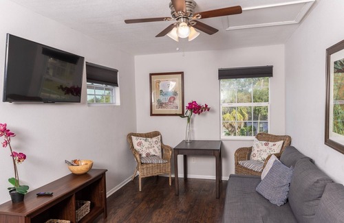 Bayview Apartment | Casa Tranquila, 3 bd2 bath, upper apt, sleeps 6-7