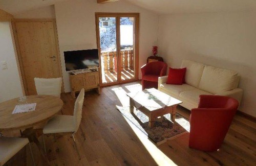Laax Apartment | Casa Ual / Capaul