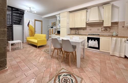 Ariccia Apartment | Casa Vacanze ad Ariccia vicino Roma e ai Laghi - La Riccia Holiday Home -