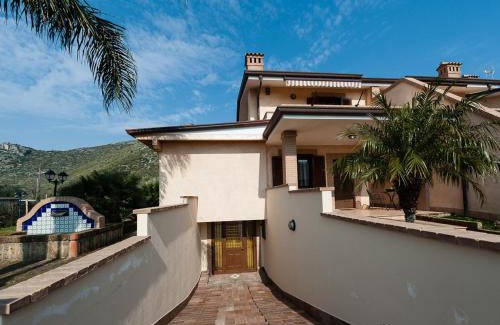 Sperlonga House | Casa Vacanze Polifemo Loft