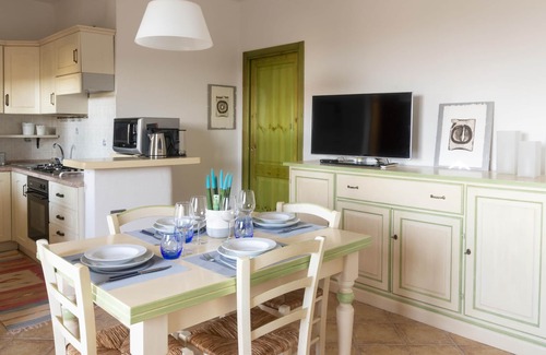 Budoni Apartment | Casa Vacanze Solità - Two Bedroom Apartment, Sleeps 4
