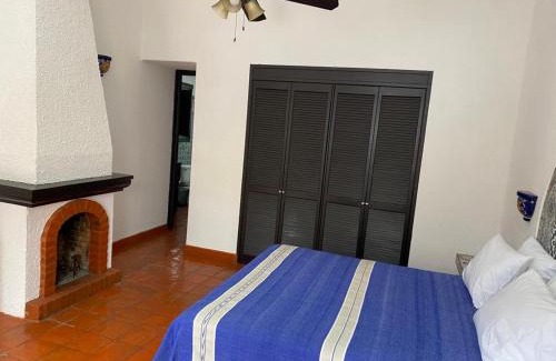 Ajijic Hotel | Casa Yollotzin