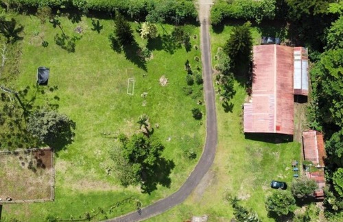 Vieja House | Casa Zu - Casa de campo a 35 minutos de La Fortuna