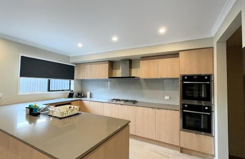 Mount Cottrell House | CasaAria
