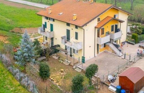 Bosco Chiesanuova Apartment | CasaBella