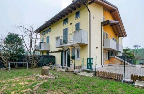 Bosco Chiesanuova Apartment | CasaBella
