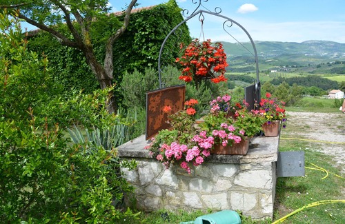 Baiano Villa | Casale Fusco Country House Is A Beautiful Farm Hotel On The Hill Of Spoleto