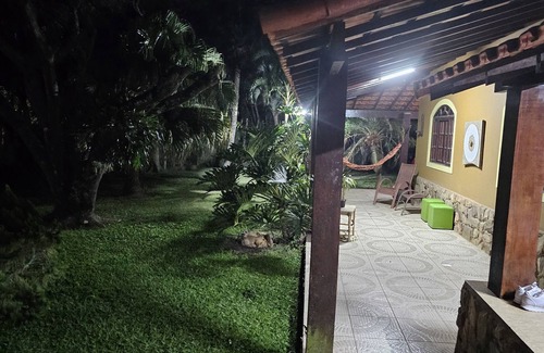 Unamar Condo | Casarao em Condomínio Unamar/Cabo Frio com Piscina, Churrasqueira e gd Quintal