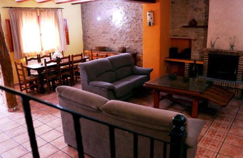 Casas de Juan Gil House | Casas Rurales Tío Segundo