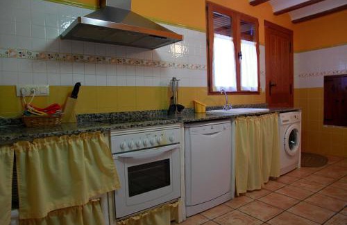 Casas de Juan Gil House | Casas Rurales Tío Segundo