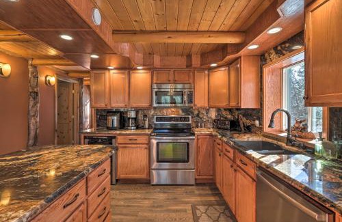 Cascade House | Cascade Cabin with Mountain View and River Access