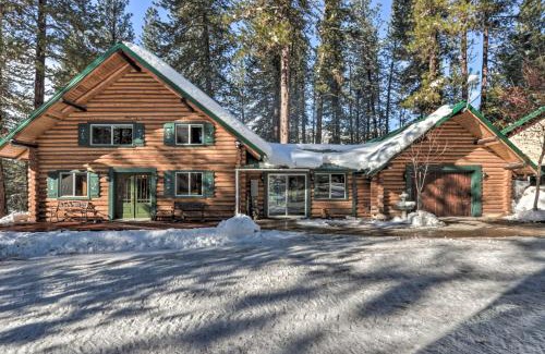 Cascade House | Cascade Cabin with Mountain View and River Access