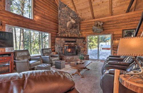 Cascade House | Cascade Cabin with Mountain View and River Access