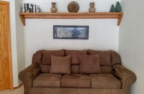 Ouray House | Cascade Three Bedroom Two Bath – C07