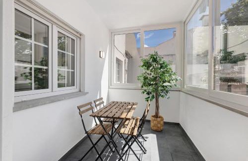 Cascais Apartment | Cascais City and Sea