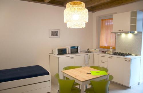 Cernusco sul Naviglio Apartment | CaseOspitali - Caramelli, bilocale per 3 in corte in centro storico