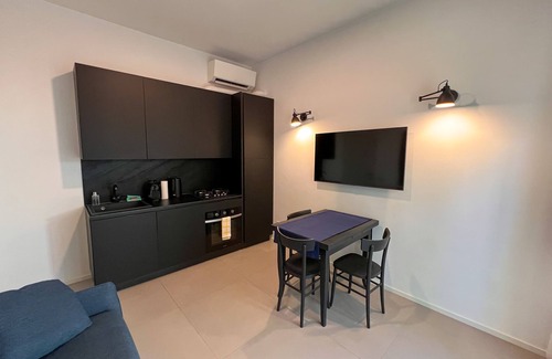 Nomentano Apartment | Casetta Celso in Villa Torlonia - Rome