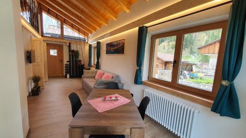 Campolongo Ski Chalet | Casetta Vanda