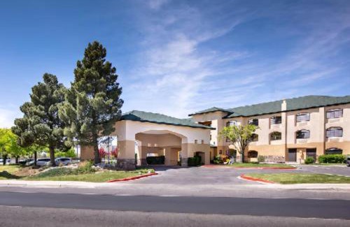 Roswell Hotel | CASH REWARDS INN & SUITEs