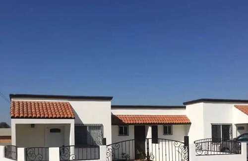 Ensenada House | Casita Mexicana 1, Ensenada Cañón San Carlos.nn