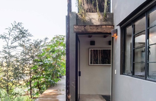 Valle de Bravo Ski Chalet | Casita Panadería Cozy House in San Simón