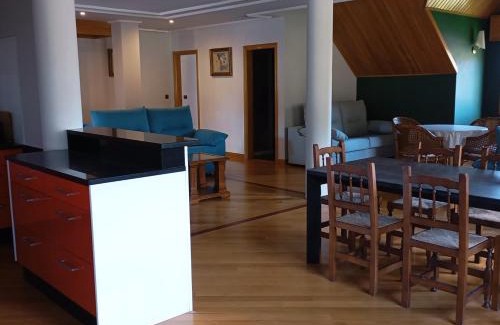 Gondomar Apartment | Casita Piscina Climatizada y Cubierta