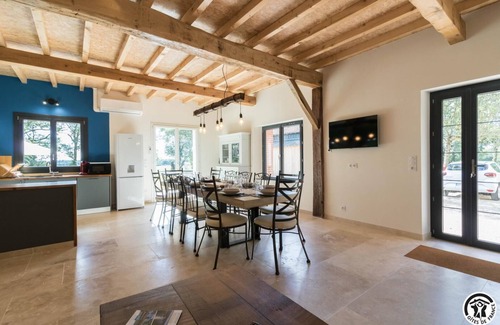 Lahage House | Castel Ginest - LAHAGE