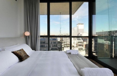 Isola Apartment | Castillia, Bosco Verticale Apartment