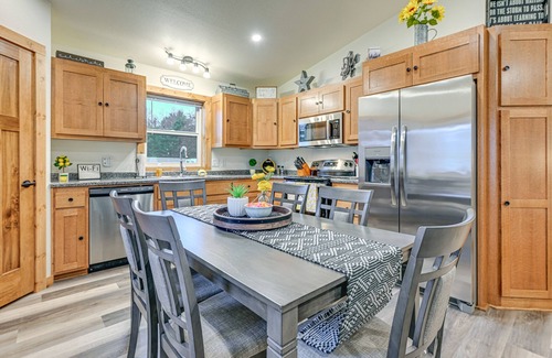 Arkdale Cabin | Castle Rock Lake Cabin: Water & Trail Access!