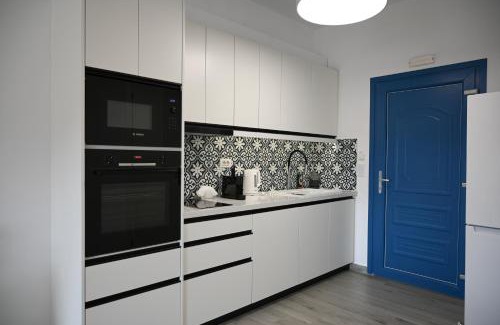 Leros Apartment | Castle & Sea, Platanos Retreat