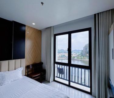 Cat Hai Hotel | Cat Ba - Lake View Hotel