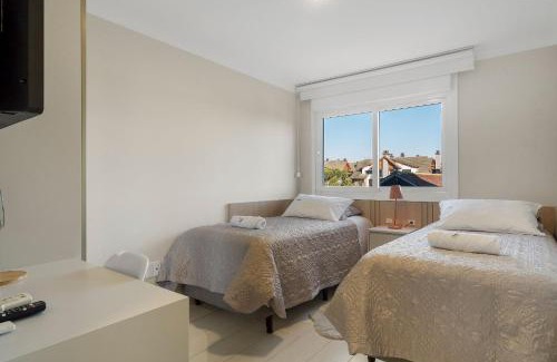 Centro Apartment | Catedral de Pedra Plaza 2 dorm by Achei