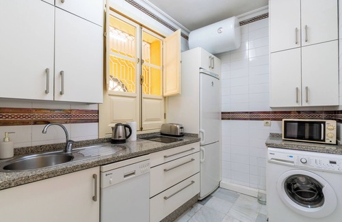 Santa Cruz Apartment | Cathedral PentHouse