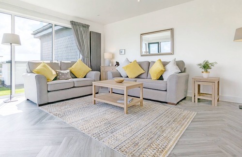 Chichester Cottage | Cathedral View - a flat that sleeps 4 guests in 2 bedrooms