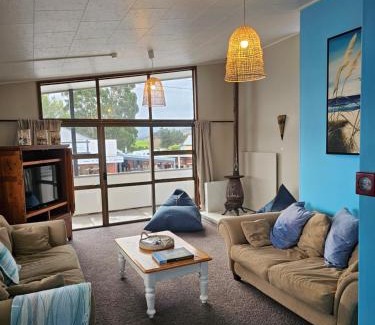 Owaka Apartment | Catlins area accommodation