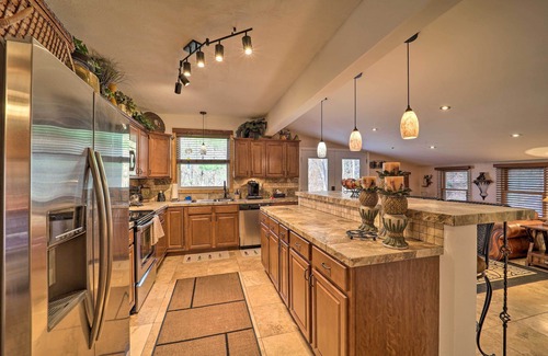 Cattail Creek Cottage | 'cattail Creek' Escape, 44 Mi to Mt Mitchell!