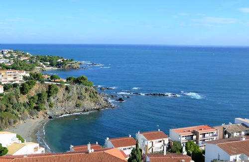 Llanca Apartment | CAU DEL LLOP 8 Aparment with panoramic sea views