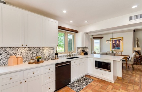 Cave Creek Villa | Cave Creek, walk to town and Black Mountain