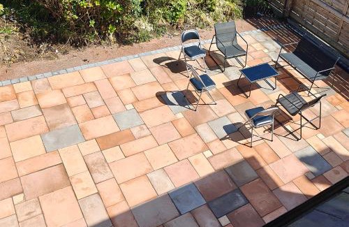 Belfast House | Cavehill View - Elegant 4-bedroom detached house in great location with free parking