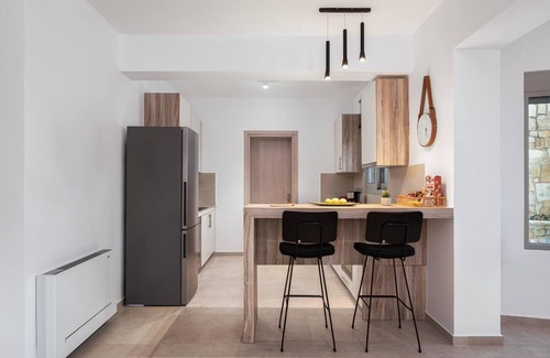 Isthmia House | Cavos Residence with Private Pool