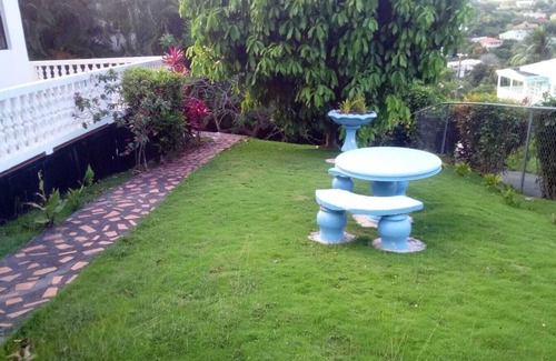 Gros Islet House | Caye Manje Holiday Lodge