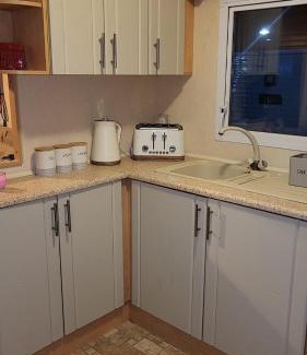 Cayton Bay Ski Chalet | Cayton Bay - Caravan