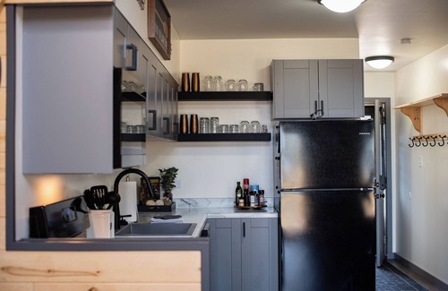 Butternut Cabin | Cedar Cove Cabin 2