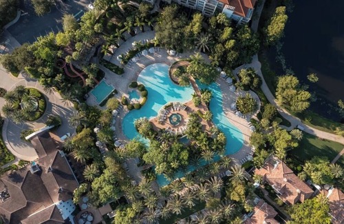 Florida Central Atlantic Coast Apartment | Celebrate Christmas in Orlando at Marriott's Lakeshore Reserve! Dec 22-26