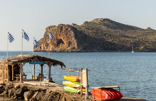 Agia Marina Villa | Celeste Suite on the Beach