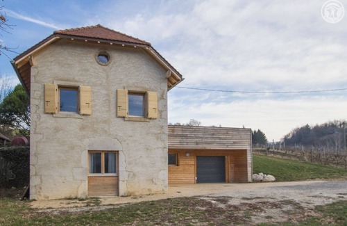 Les Marches House | Cellier DES Vignes - LES Marches