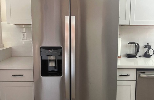 Las Vegas House | Center of Vegas - 5 beds house with heated pool